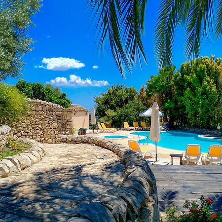 Отель Relais Torre Marabino Испика Экстерьер фото