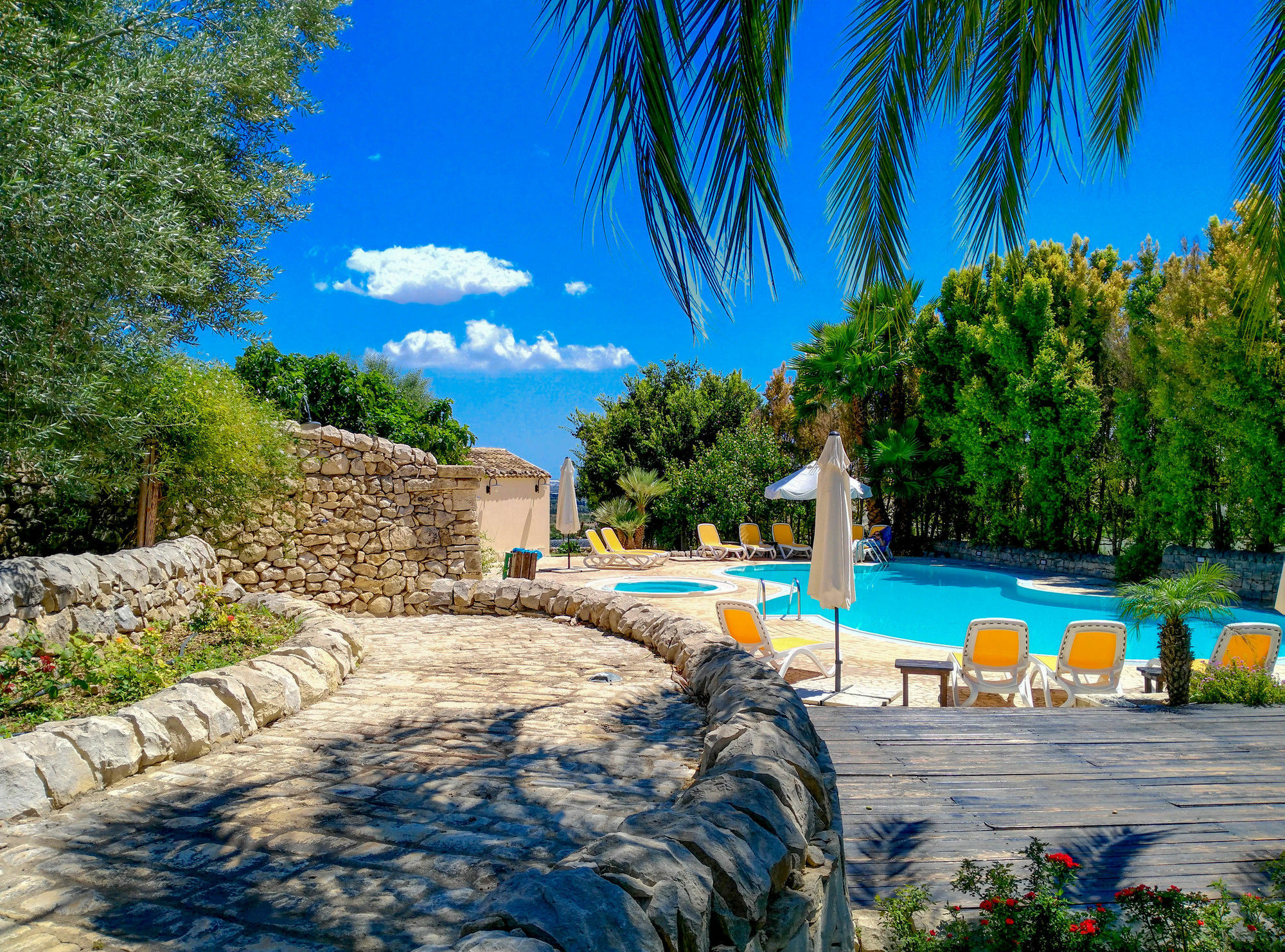 Отель Relais Torre Marabino Испика Экстерьер фото